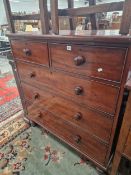 A GOOD QUALITY 19th C. MAHOGANY CHEST OF DRAWERS