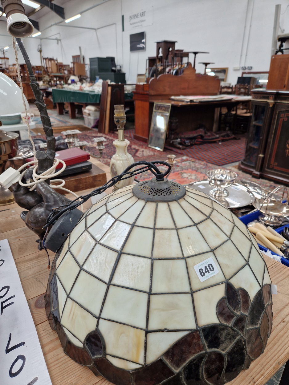 A VINTAGE SPELTER TABLE LAMP, A LEAD GLASS LIGHT SHADE AND ANOTHER LAMP