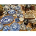 SPODES ITALIAN PATTERN AND OTHER BLUE AND WHITE WARES, A SILVER CASTER, A CLOCK, A FIGURE GROUP,