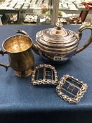A GEORGE III SILVER TEA POT WITH A PLATED HANDLE, EXETER 1796, A PAIR OF SILVER SHOE BUCKLES AND