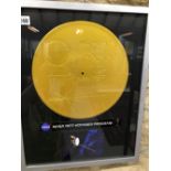 FRAMED REPLICA OF NASA 1977 VOYAGER PROGRAM GOLDEN RECORD 'THE SOUNDS OF EARTH'