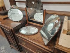VARIOUS MIRROR AND CUTLERY
