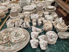 A LARGE QUANTITY OF INDIAN TREE PATTERN TEA AND DINNERWARE'S