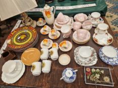 GRAYS POTTERY COFFEE SET, VARIOUS TEA WARES, A HUMMELL TABLE LAMP, VERSACE PATTERN PLATES ETC.