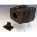 A GAUMONT QUARTER PLATE CAMERA WITH LEATHER CARRYING CASE, THE LENS BY PROTAR-ZEISS