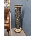 AN ANTIQUE SCAGLIOLA SIMULATED GREY MARBLE COLUMNAR STAND WITH WHITE MARBLE RING AT THE FOOT AND