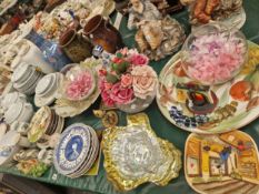 A LARGE QUANTITY OF DECORATIVE GLASSWARE, CHINA AND DINNERWARE'S