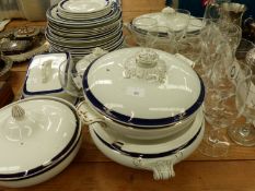 A BLUE AND WHITE PART DINNER SET AND VARIOUS GLASSWARES.