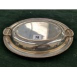 A HALLMARKED SILVER SERVING TUREEN. 1006 gms.