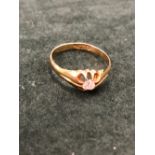 AN 18ct CHESTER HALMARKED GOLD OLD CUT DIAMOND GYPSY RING. WEIGHT 2.90grms.