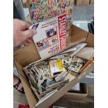 A QUANTITY OF VINTAGE CIGARETTE AND COLLECTORS CARDS EYC.
