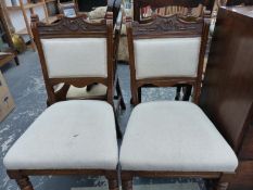 A PAIR OF VICTORIAN DINING CHAIRS.