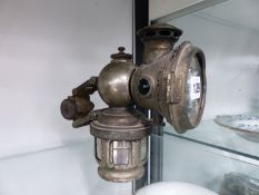 A VINTAGE CARBIDE / ACETYLENE CYCLE LAMP.