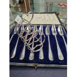 A SET OF EIGHT HALLMARKED SILVER PASTRY FORKS, AND A HALLMARKED SILVER TOAST RACK. GROSS WEIGHT
