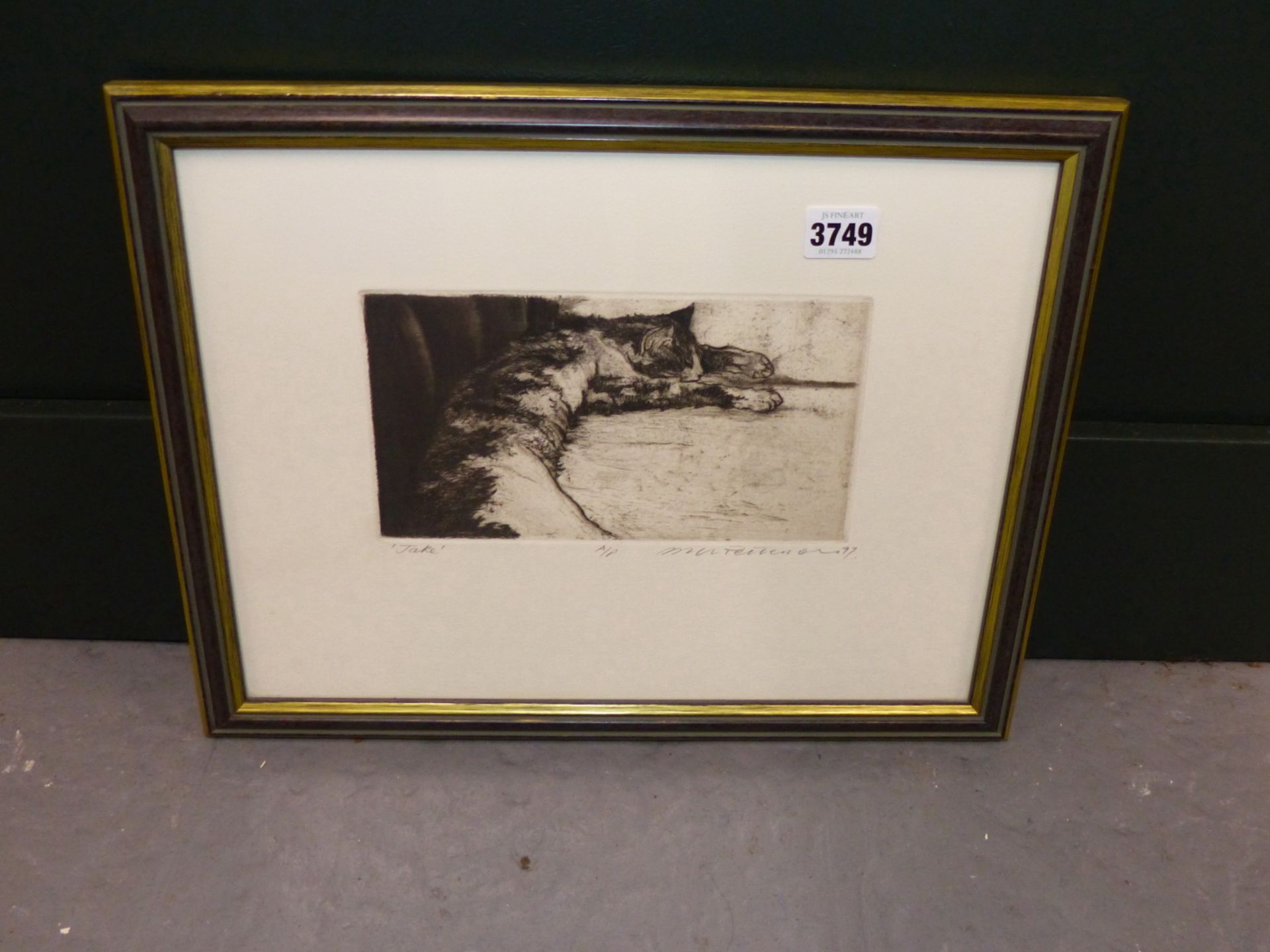MELVYN PETERSON (B.1947) ARR. "JAKE" STUDY OF A SLEEPING CAT, ARTIST PROOF ETCHING. SIGNED AND - Image 5 of 6