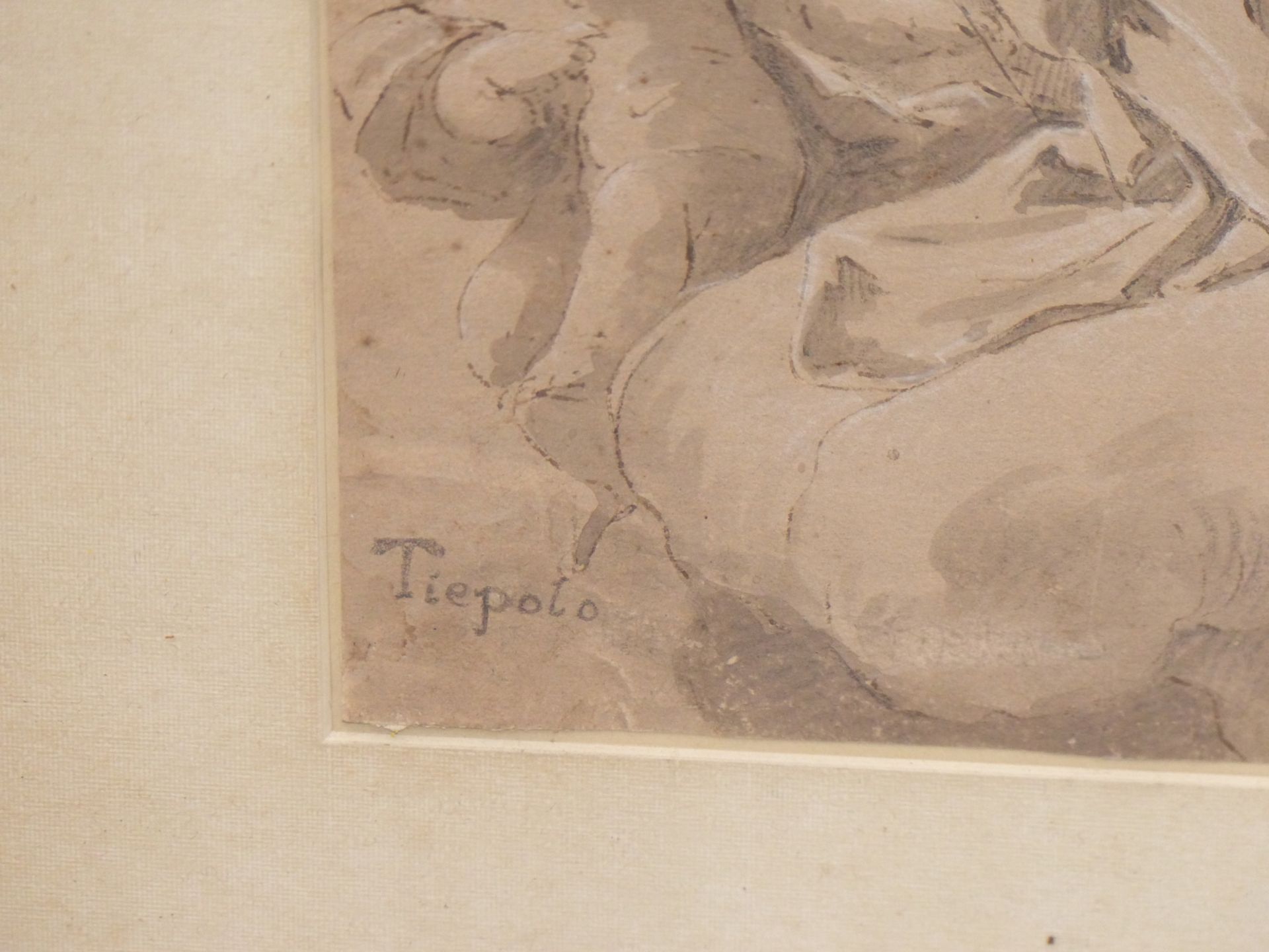 AFTER GIOVANNI TIEPOLO, AN 18TH/ 19TH FIGURE STUDY, GREY WASH, PENCIL AND CHALK ON PAPER, BEARS - Bild 3 aus 9