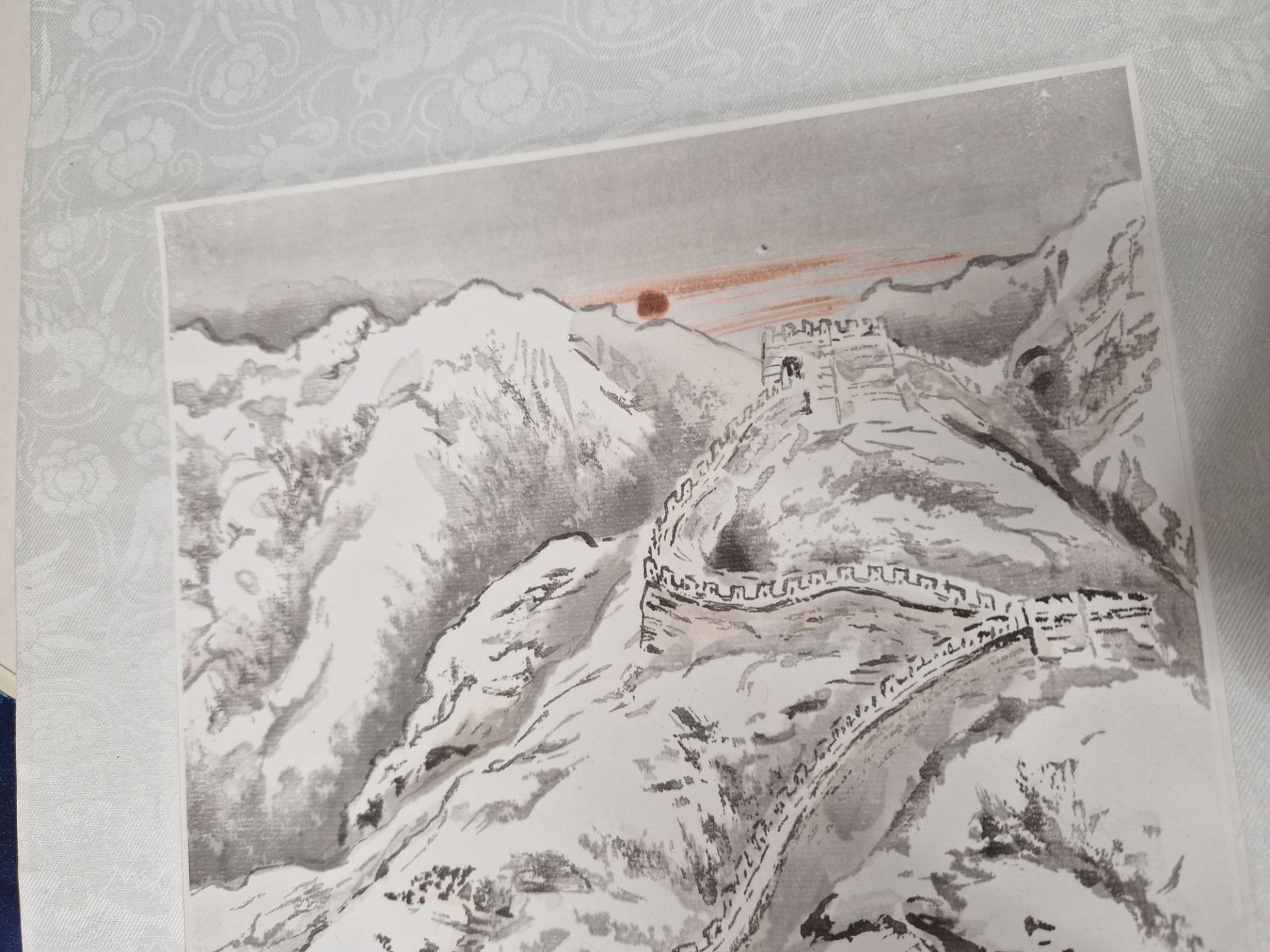 A CHINESE SCROLL PAINTING ILLUSTRATING CHAIRMAN MAO'S POEM- SNOW. BY WU CHING-DING. - Image 8 of 12