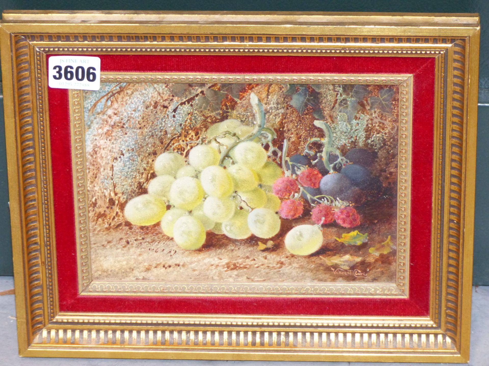 VINCENT CLARE (1855-1930) STUDY OF GRAPES AND RASPBERRIES, OIL ON CANVAS 19 X 13 cm. - Image 4 of 6