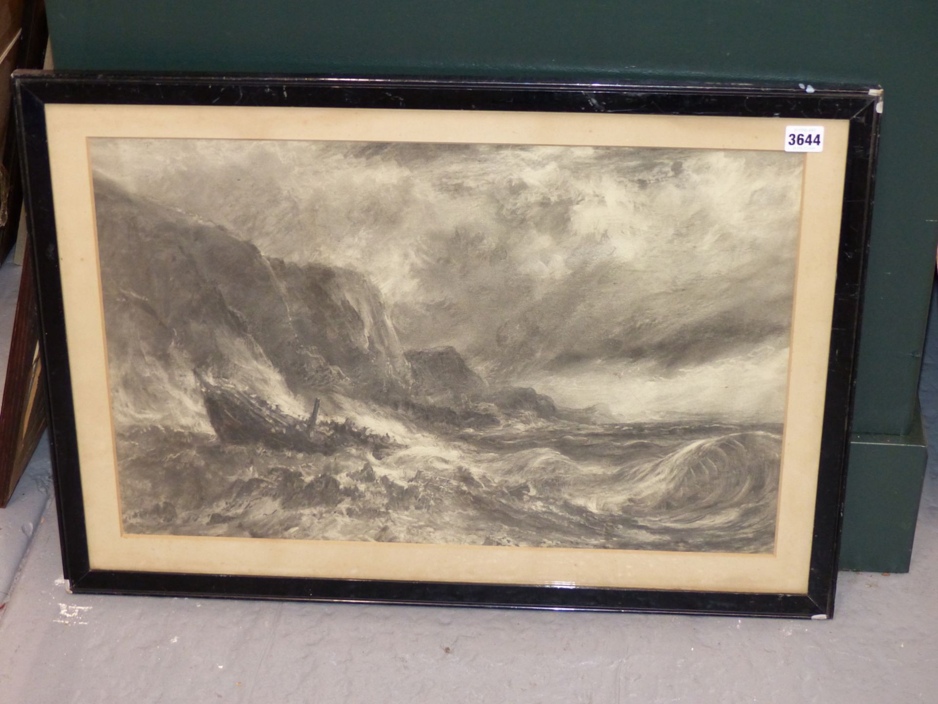 19TH CENTURY SCHOOL. COASTAL SHIP WRECK IN HIGH SEAS, CHARCOAL ON PAPER. 60 X 38 cm. - Image 3 of 5