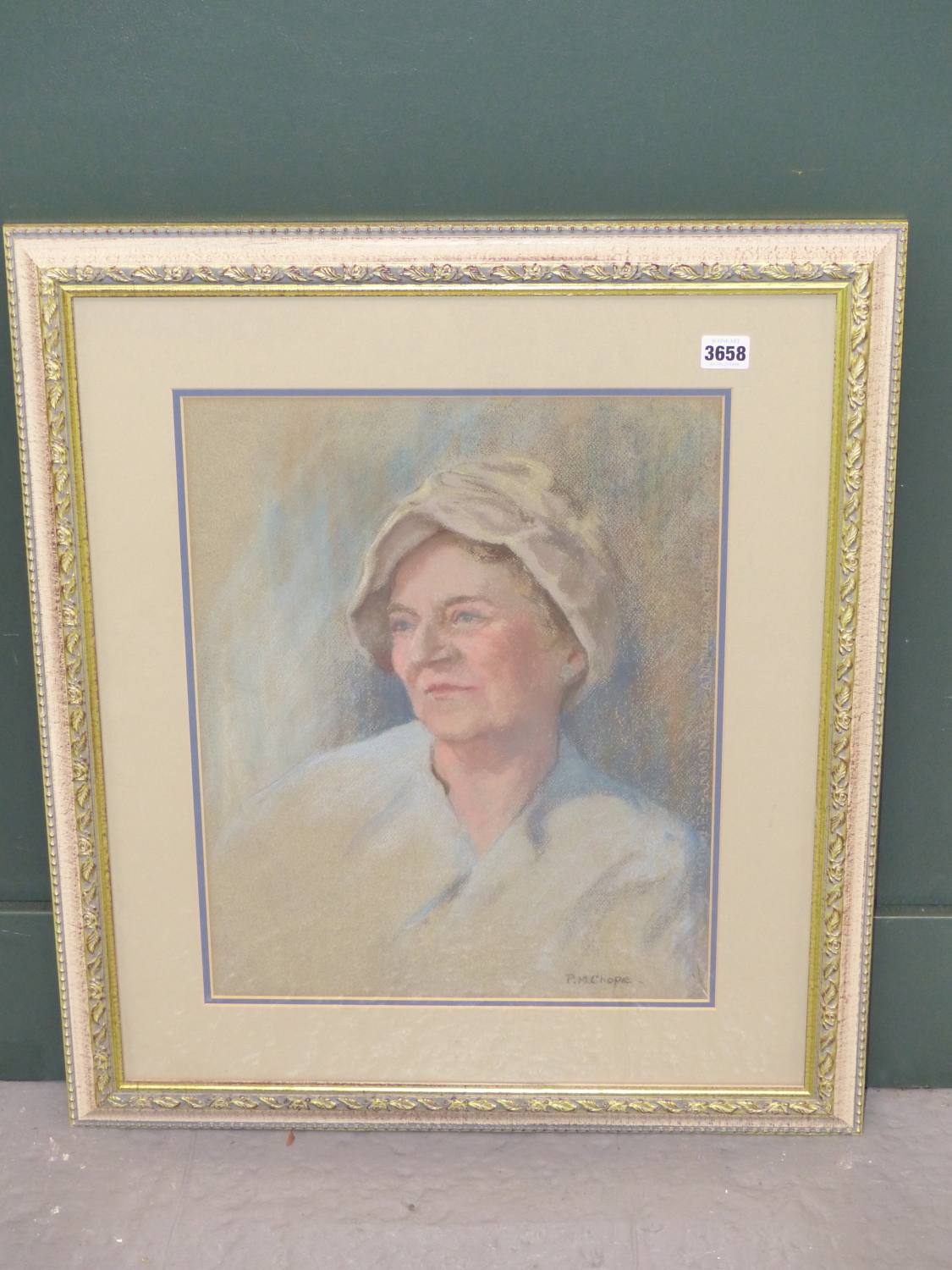 P M CHOPE (20TH CENTURY). PORTRAIT OF A LADY WITH HAT. PASTEL.35 X 45 cm. - Image 4 of 6