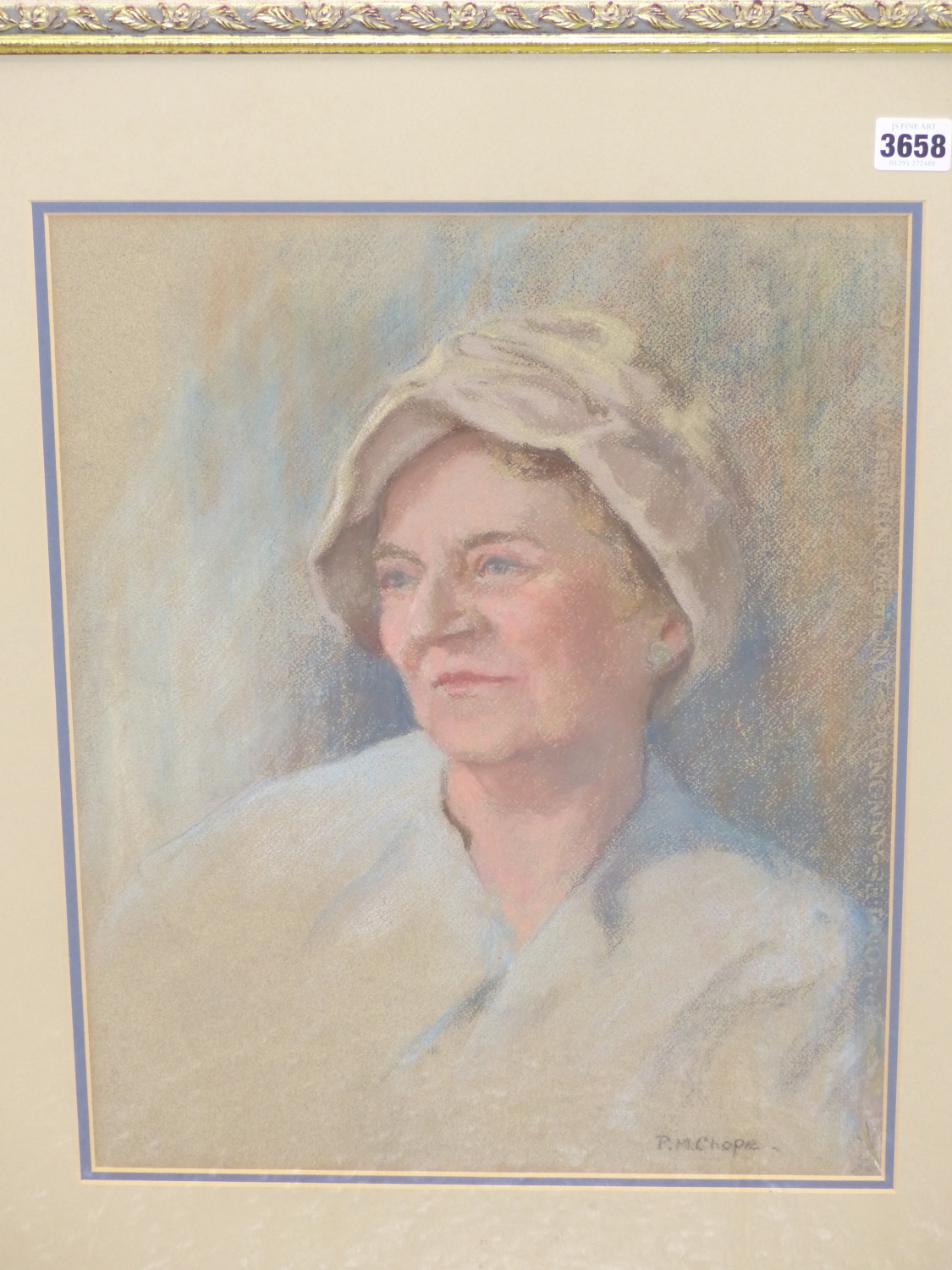 P M CHOPE (20TH CENTURY). PORTRAIT OF A LADY WITH HAT. PASTEL.35 X 45 cm. - Image 3 of 6