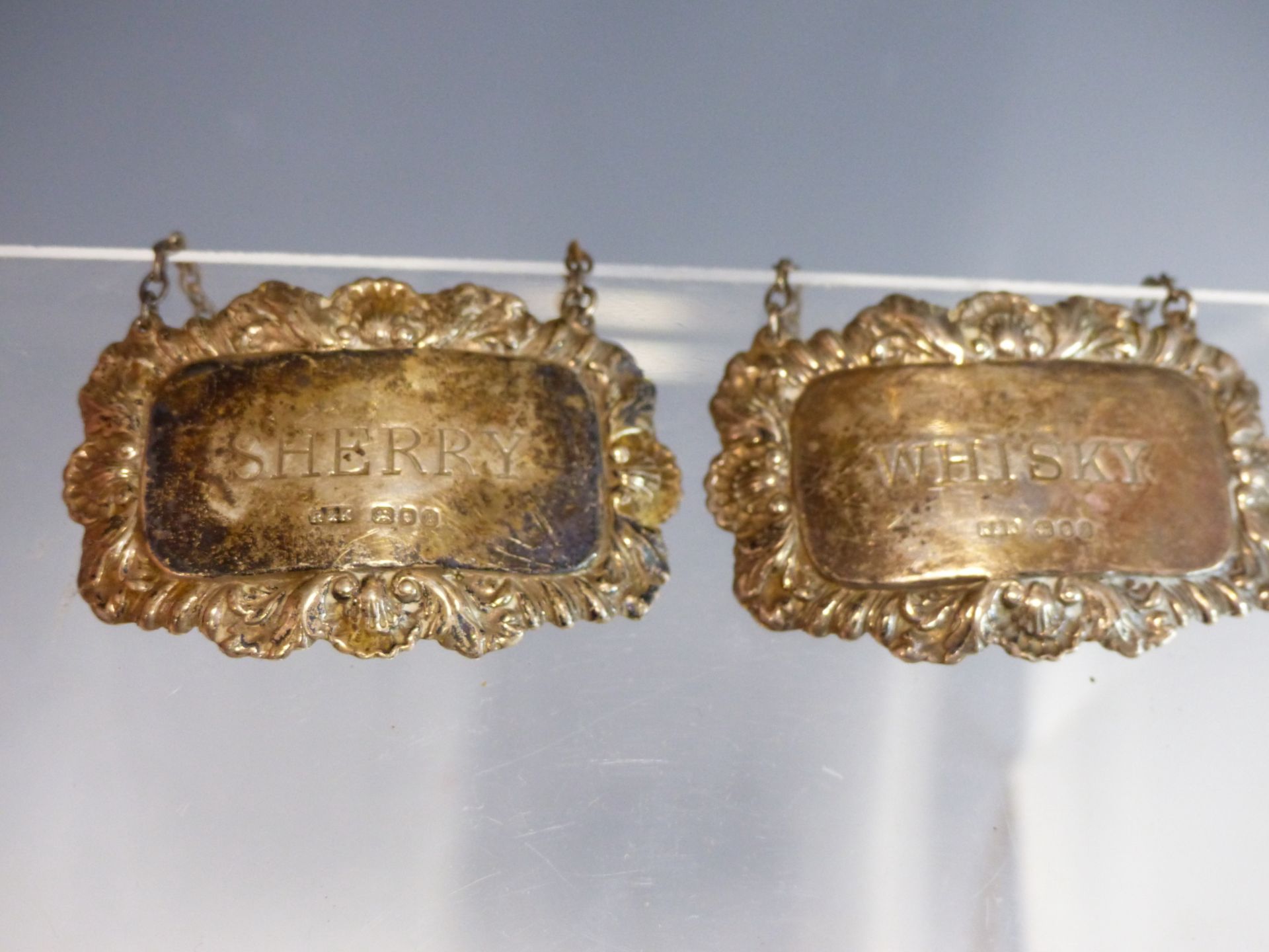 A PAIR OF HALLMARKED SILVER DECANTER LABELS FOR WHISKY AND SHERRY. LONDON HALLMARKS. - Image 2 of 3