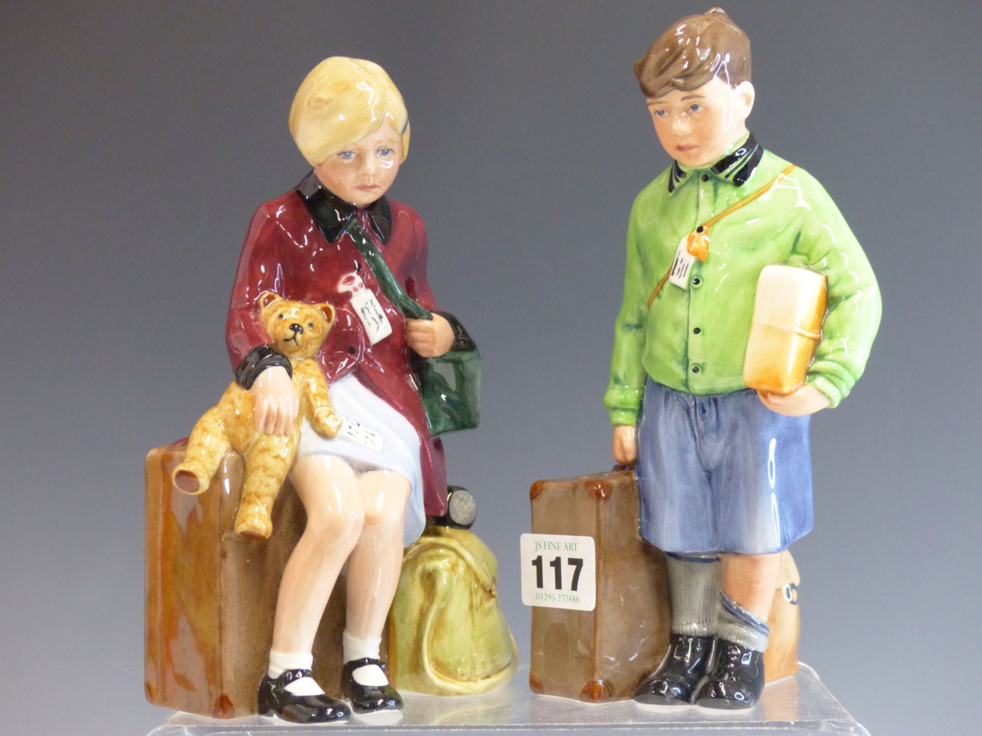 TWO ROYAL DOULTON CHILDREN OF THE BLITZ FIGURINES, BOY AND GIRL EVACUEES WITH CERTIFICATES. - Image 2 of 5