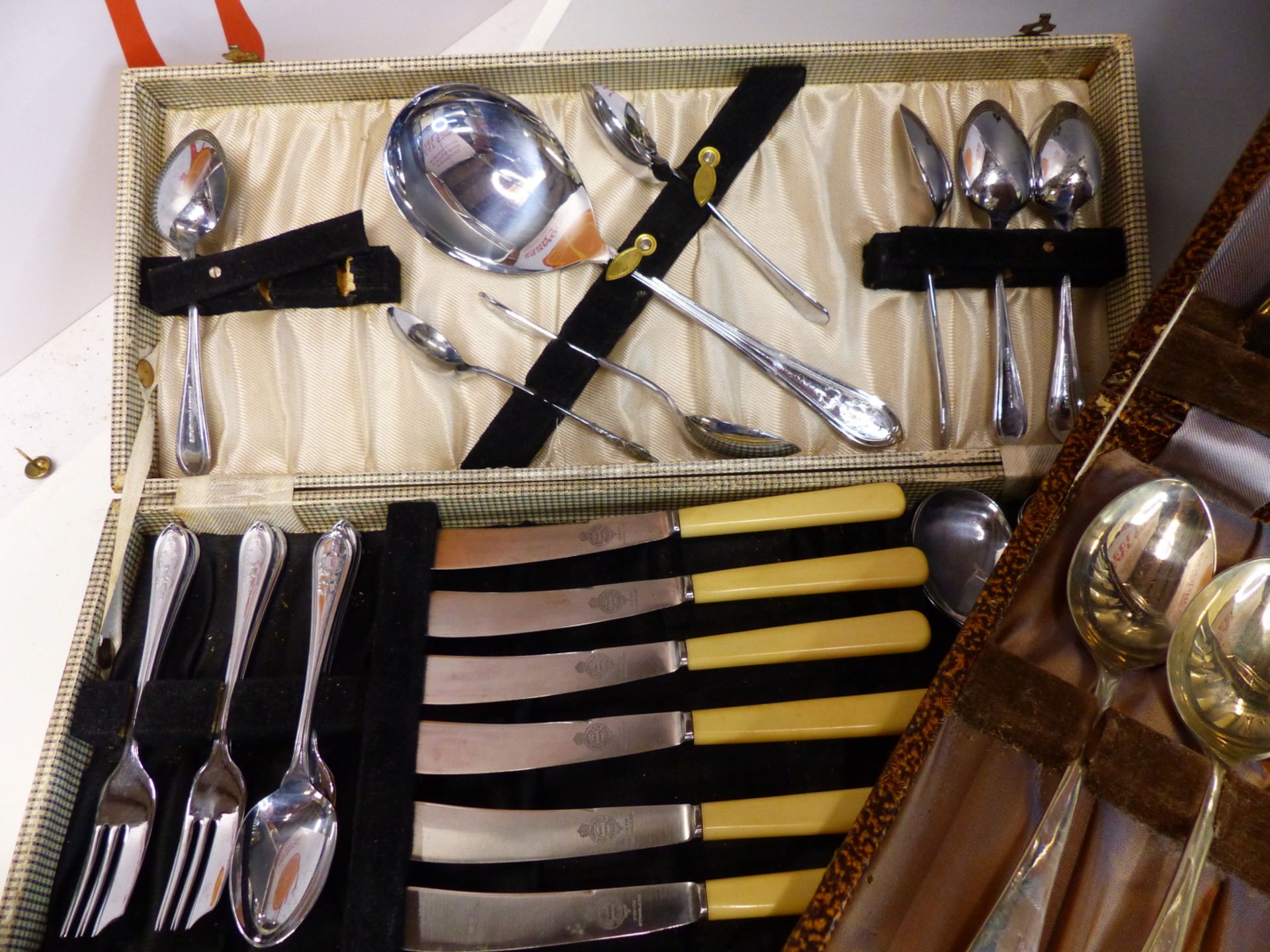 PLATED CUTLERY CONTAINED IN THREE BOXES TOGETHER WITH A PART DRESSING TABLE SET, AND OTHER PLATED - Image 2 of 5