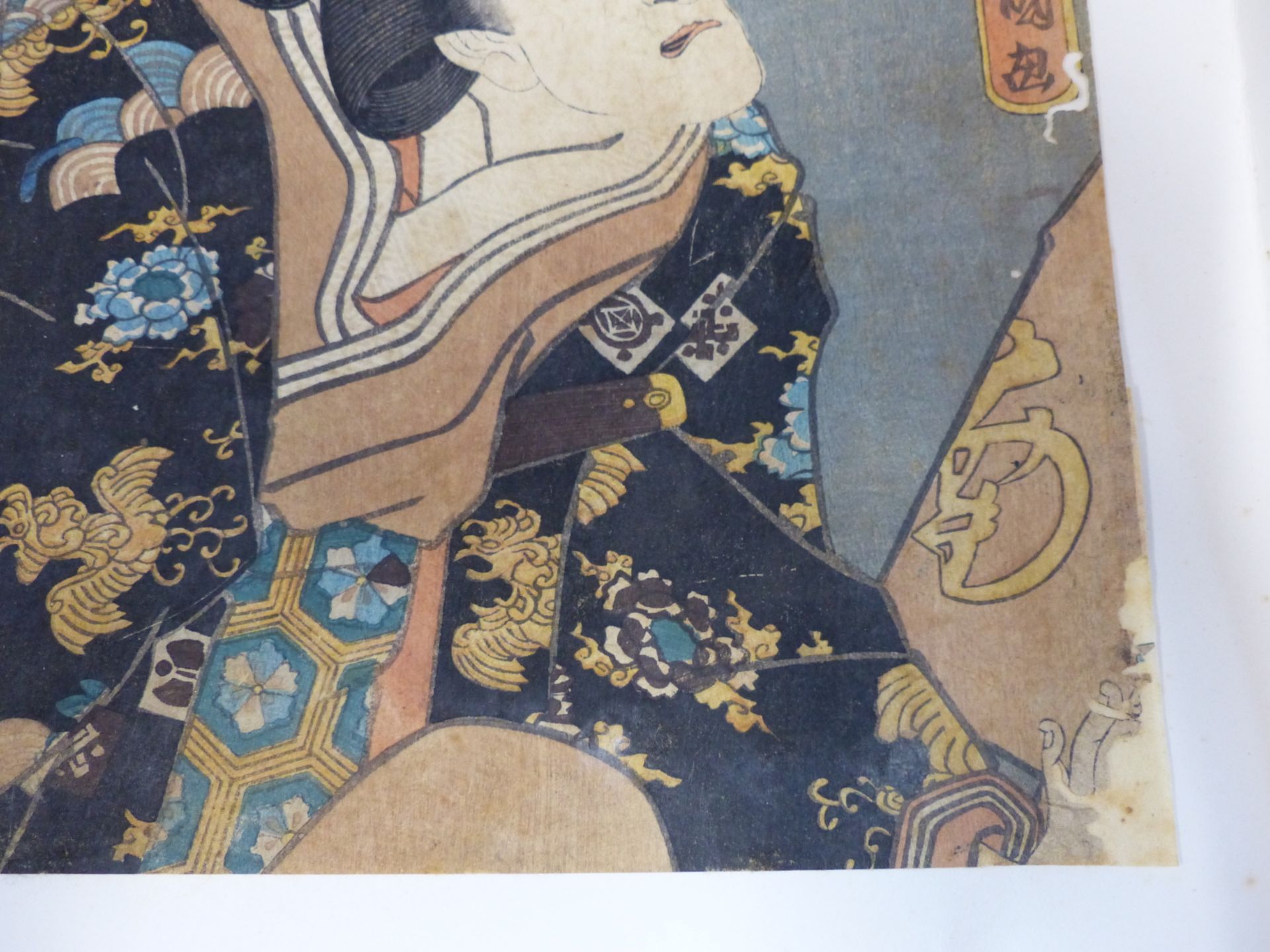 A 19TH CENTURY JAPANESE WOODBLOCK PRINT AFTER TOYUKUNI III. - Image 5 of 7