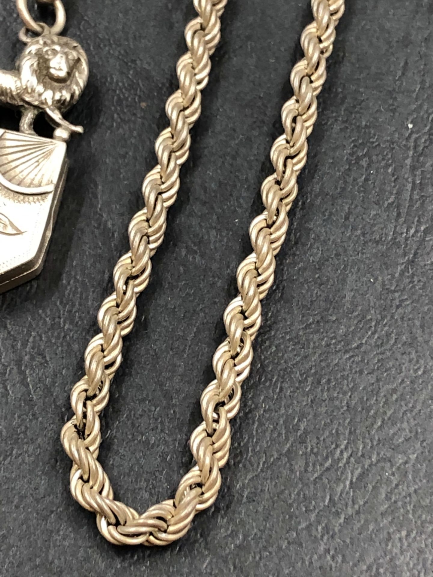 A HALLMARKED SILVER LOCKET AND CHAIN, A 925 STAMPED ROPE NECKLACE, AND A SMITH & GAMBLE VICTORIAN - Bild 4 aus 4