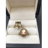 TWO VINTAGE 9ct GOLD RINGS TO INCLUDE A PORTRAIT CAMEO RING AND A QUARTZ EXAMPLE IN A FOUR CLAW