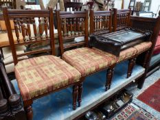 A SET OF FOUR VICTORIAN DINING CHAIRS
