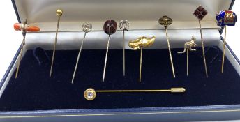 ELEVEN VARIOUS VINTAGE STICKPINS TO INCLUDE A GARNET GEOMETRIC EXAMPLE, A BANDED AGATE.