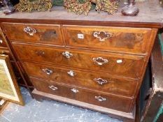 A18th C. WALNUT CHEST OF DRAWERS