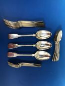 A PART SET OF FIDDLE PATTERN CUTLERY BY WILLIAM ELEY, COMPRISING: SEVEN TABLE FORKS, LONDON 1828,