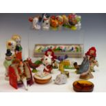 A GROUP OF VINATGE BISQUE AND OTHER PORCELAIN FIGURINES TO INCLUDE FARM ANIMALS, DOGS ETC.