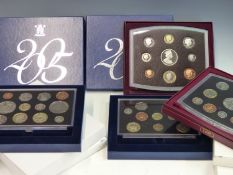 COINS-EIGHT UN-CIRCULATED PROOF COIN YEAR PACKS 2000-2007, ROYAL MINT.
