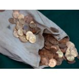 A BAG OF 1967 COPPER HALF PENNIES IN FINE CONDITION