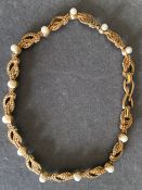 A BOUCHER NUMBER 59 COSTUME NECKLACE SET WITH FAUX PEARLS, LENGTH 40cms.