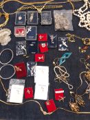A COLLECTION OF NEW OLD STOCK TO INCLUDE VARIOUS SILVER CHARMS, BRACELETS AND PENDANTS TOGETHER WITH