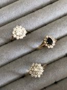 THREE 9ct GOLD CZ SET CLUSTER RING. FINGER SIZES N, O AND M. GROSS WEIGHT 6.08grms.