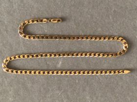 A 9ct GOLD HALLMARKED GOLD FLAT CURB NECKLACE. WEIGHT 16.42grms
