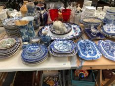 AN EXTENSIVE COLLECTION OF ANTIQUE BLUE AND WHITE CHINAWARES ETC.