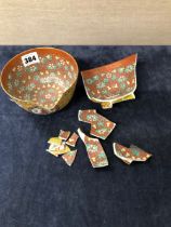 A PAIR OF CHINESE YELLOW GROUND DEEP BOWLS WITH LATTICE AND PANEL DECORATION