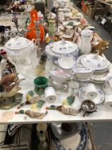 WORCESTER PETITES FLEURS PATTERN DINNER WARES, BIRD FIGURES, AN ELECTROPLATE CANDELABRUM, A WADE