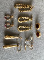 SIX PAIRS OF VARIOUS 9ct GOLD EARRINGS TO INCLUDE TWO PAIRS OF ROPE DROPS. GROSS WEIGHT 7.35grms.