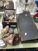 A GOOD COLLECTION OF VINTAGE FOSSIL AND GEODE SPECIMINS ETC.