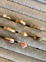 A SELECTION OF EIGHT VARIOUS GEMSET DRESS RINGS, SIX WITH 9ct GOLD HALLMARKED, ONE STAMPED 375, TO