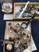 VINTAGE COSTUME JEWELLERY AND COLLECTABLES.