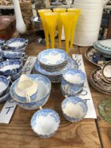 CHAPMAN BLUE PRINTED TEA WARES TOGETHER WITH 5 YELLOW GLASS COCKTAIL GLASSES